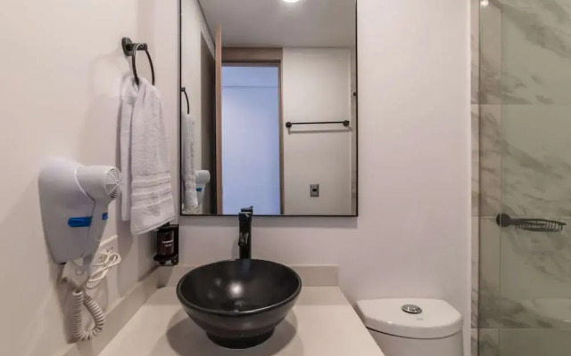 w Charming 3BR w Amazing Deco in Medellin