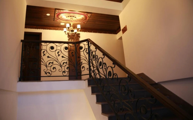 Cheltikov Hotel