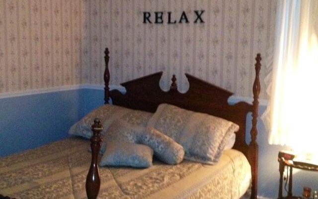 Prairie Schooner Inn