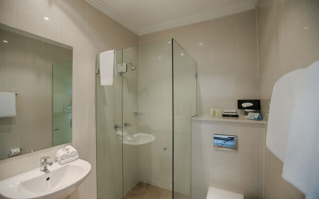 Best Western Plus Camperdown Suites