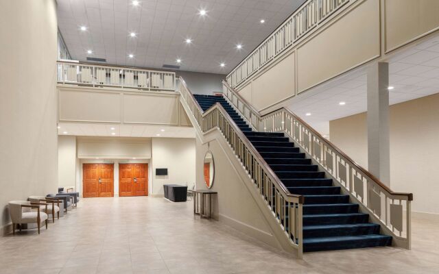 DoubleTree by Hilton Burlington Vermont