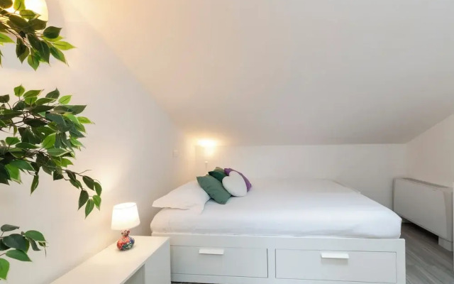 notaMi - Bright Attic M4 - 2 Bedrooms