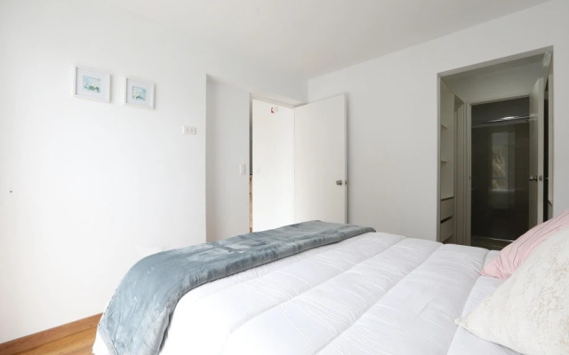 Quiet Romantic Apartment In The Heart Of Barranco