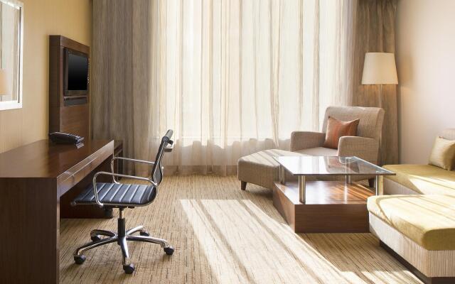 Four Points by Sheraton Hotel & Serviced Apartments, Pune
