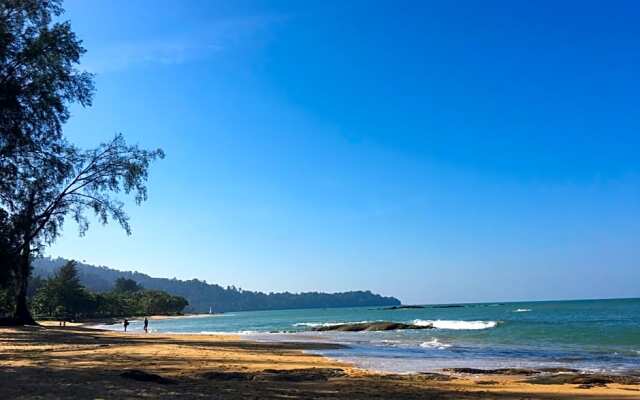 Lah Own Khaolak Resort