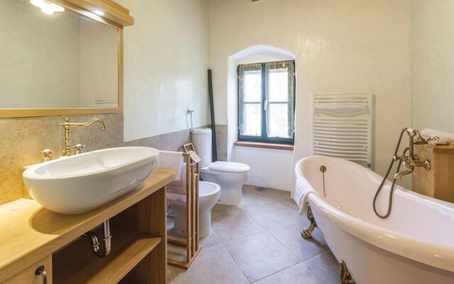 Awesome Home in Sisan With Wifi and 2 Bedrooms