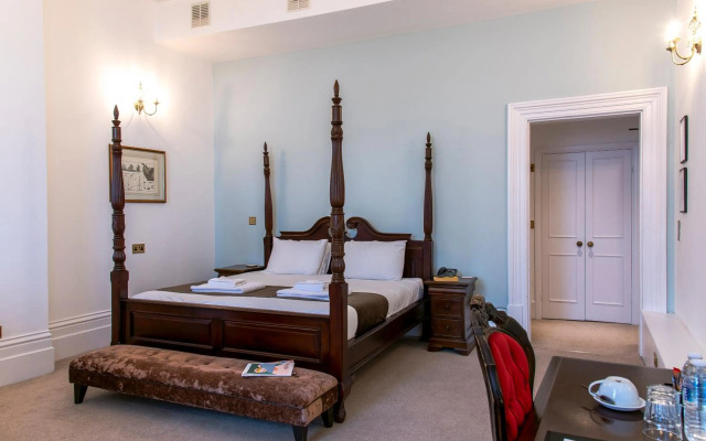 Keppel's Head Hotel