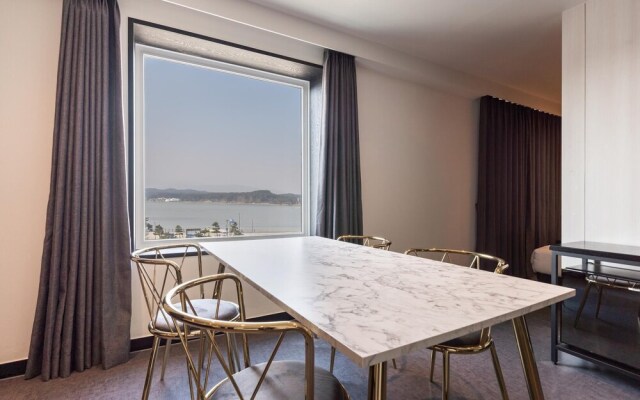 Gangneung Gyeongpodae Ocean