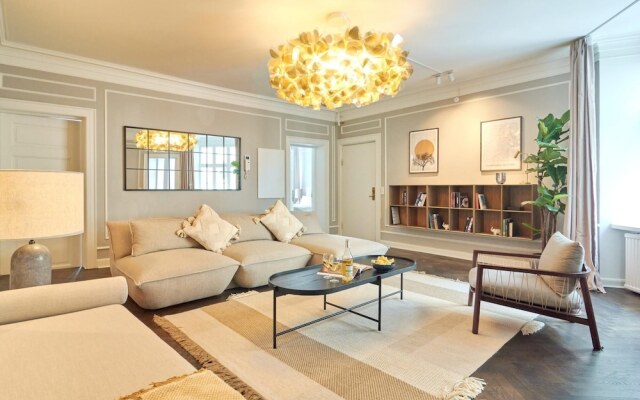 CPH s Finest - 220sqm Luxury Apt - City Central