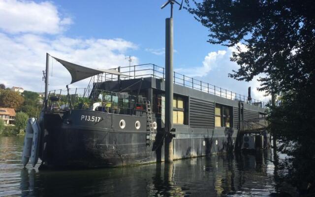 La Proue Péniche Calyx