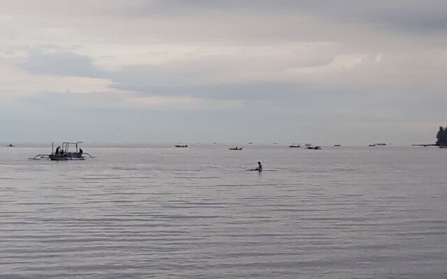 Bagus Beach Resort