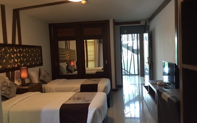 Leelawadee Resotel Raminthra 23