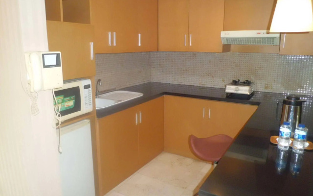 Shinju Apartment