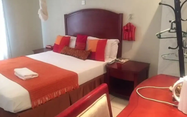 Comfort Palace Guesthouse Kasane