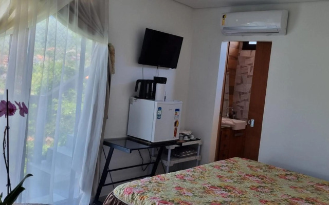 Suite Ilhabela - com varanda e vista panorâmica