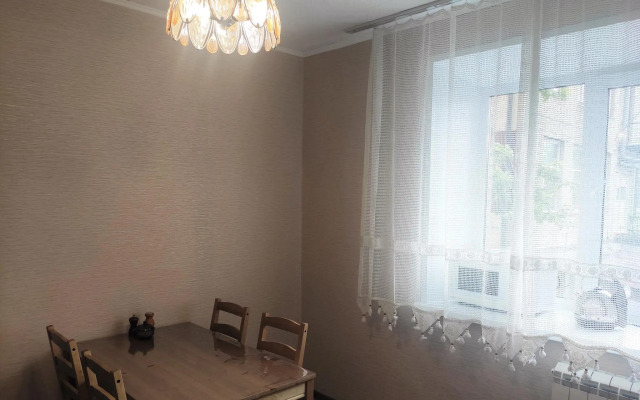 Апартаменты на улице Карпова 1