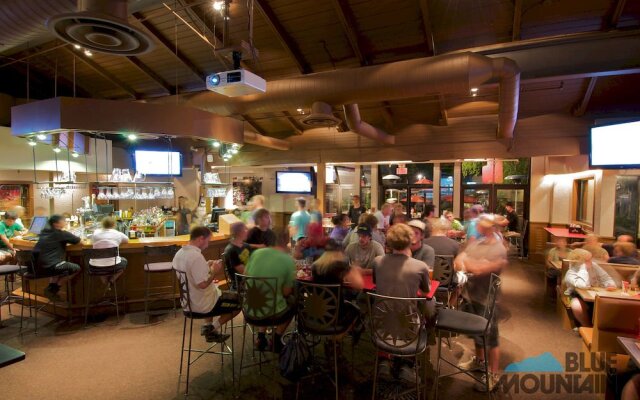 Blue Mountain Mosaic Boutique Suites