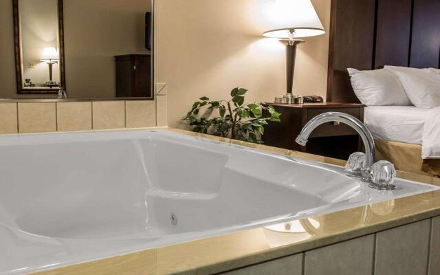 Comfort Inn & Suites