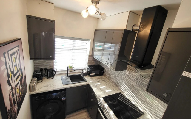 Top Luxury 2 bed Apartment - London