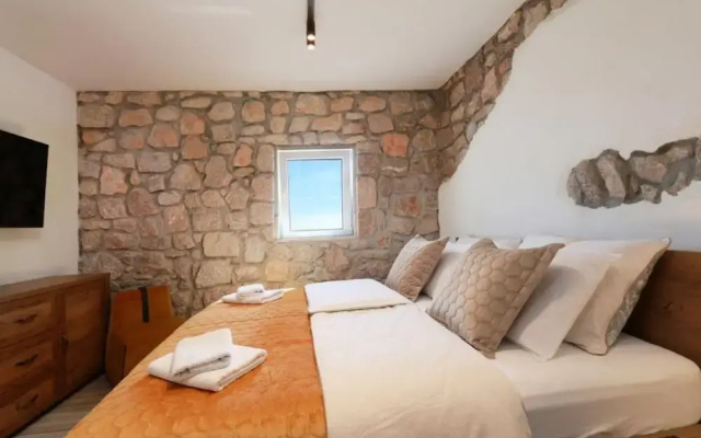 Anas Stone House - Jurčić Kalić