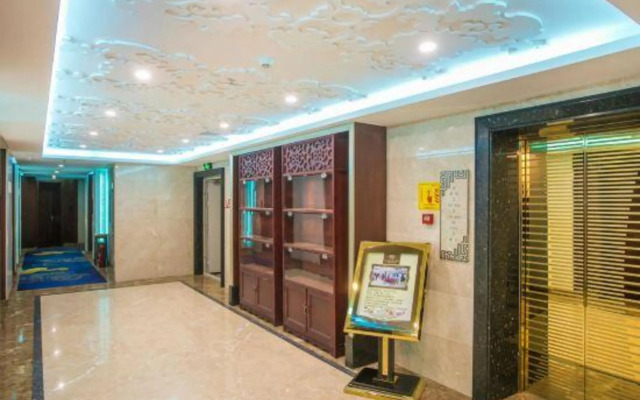 Changchun Qianbaidu Hotel