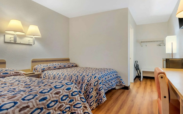 Rodeway Inn