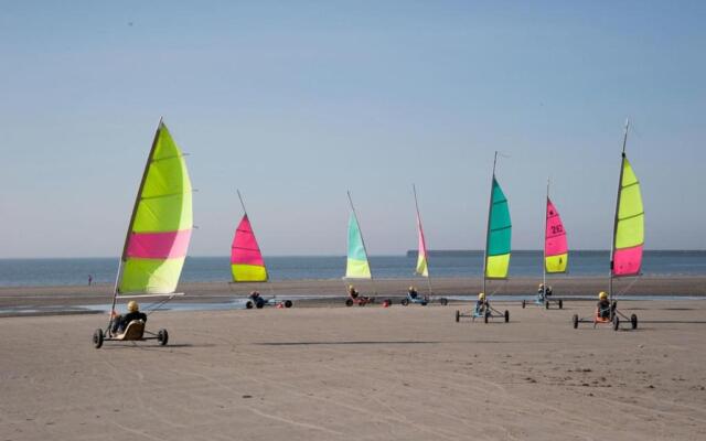 Beau Studio Neuf Proche du Centre Et de Nausicaa