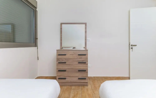 Alti 3-BR Apt by Santa Maria Jal el Dib
