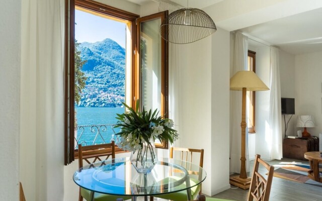 Co-b730-regi37a2 - Romantic Pier