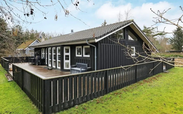 6 Person Holiday Home in Hals