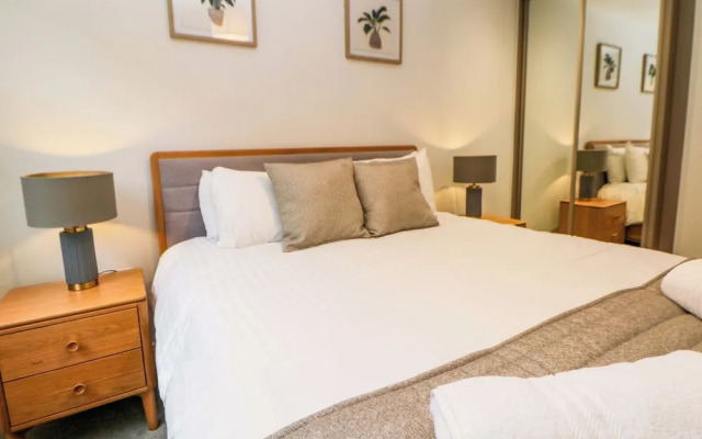 28 Rock Mill Holiday Apartments