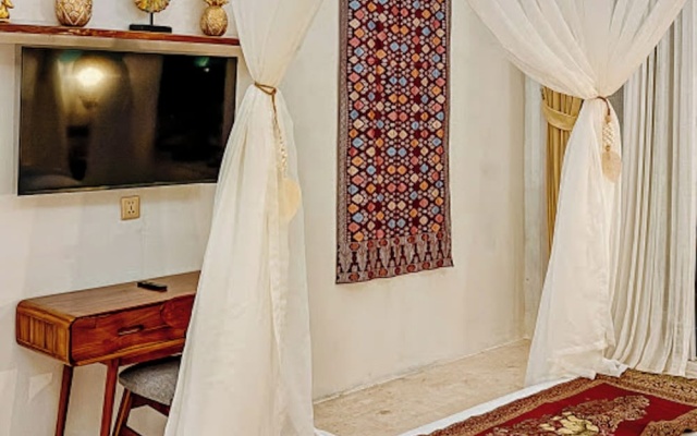 Hafrana Villa by AGATA - 700sqm 2BR Villa with Private Pool & Jacuzzi – Guest Rooms – Selat