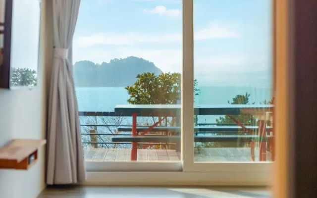 Yeosu Jplus Pension