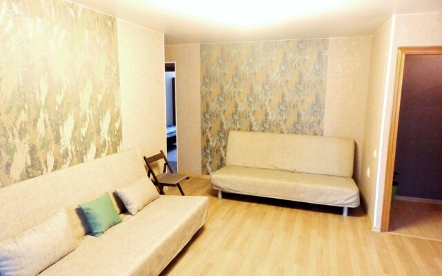 3 rooms apartment on Spartaka 18