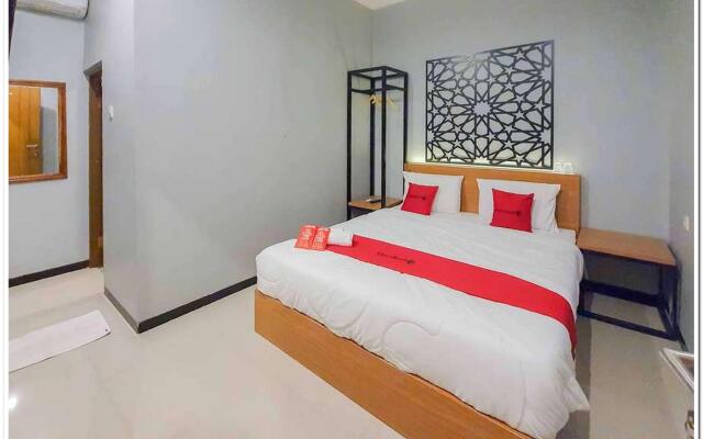 RedDoorz @ Manukan Surabaya