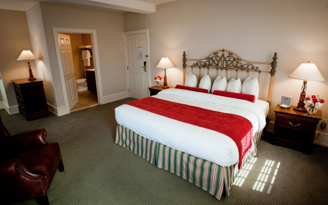 Normandy Farm Hotel and Conference Center