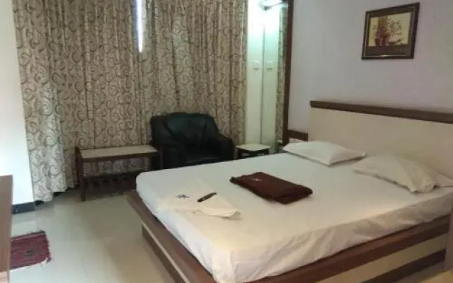 Vijayalakshmi Hotel