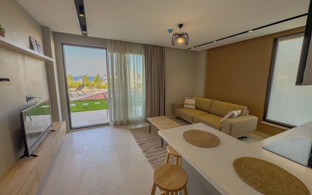 Back Sea Cunda Apart Otel