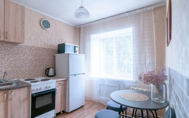 Home (Хоум) на проспекте им. Газеты Красноярский Рабочий 68А