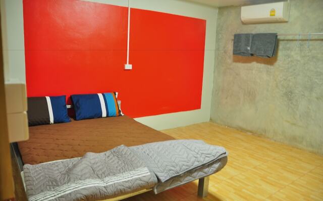 HomeStay Baan Suan Mea Ta