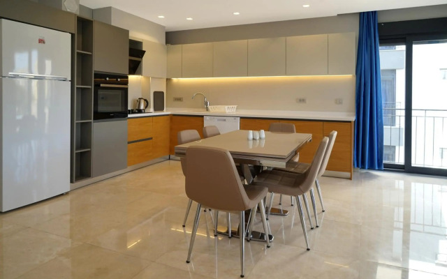 Mene Suites