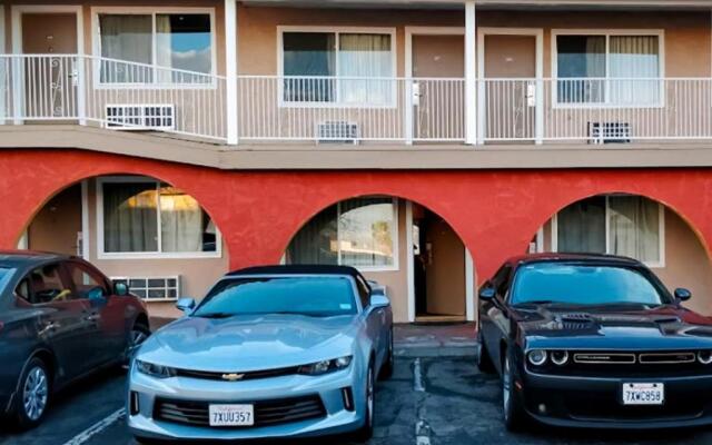 OYO Hotel Europa Ridgecrest CA - W Upjohn Ave