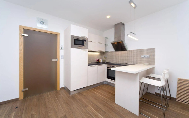 Merchant's Avenue Hotel