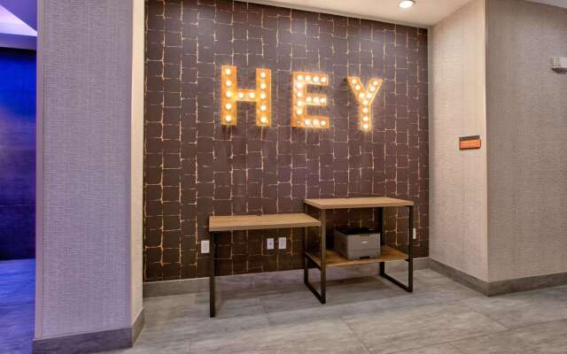 La Quinta Inn & Suites by Wyndham Dallas/Fairpark