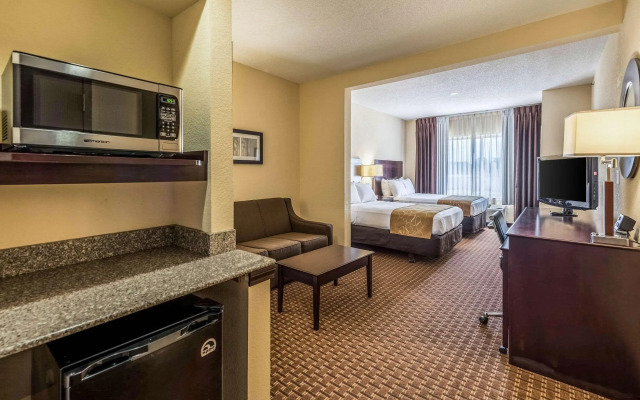 Comfort Suites