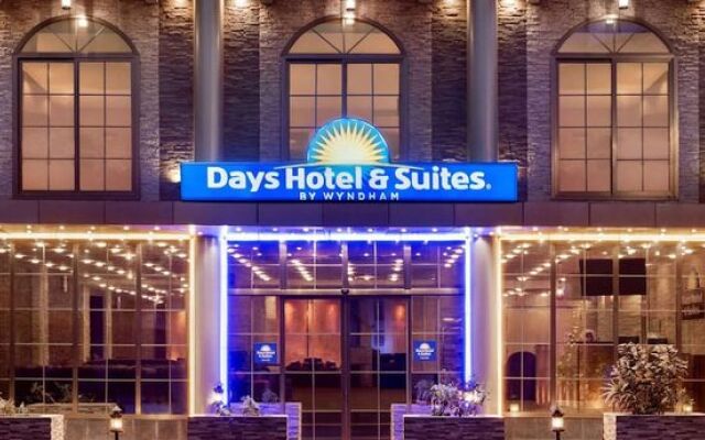 Days Hotel and Suites by Wyndham Dakar