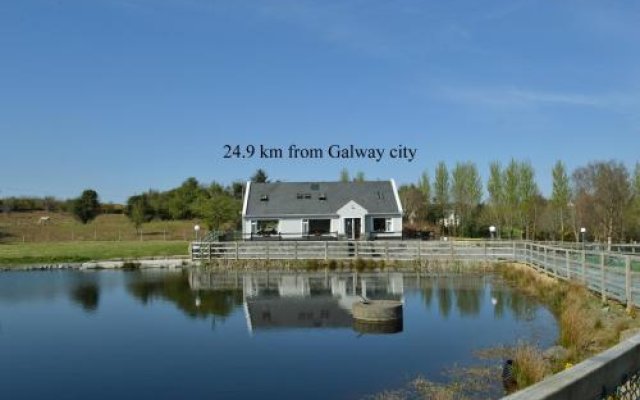 Oughterard Hostel  Angling Centre