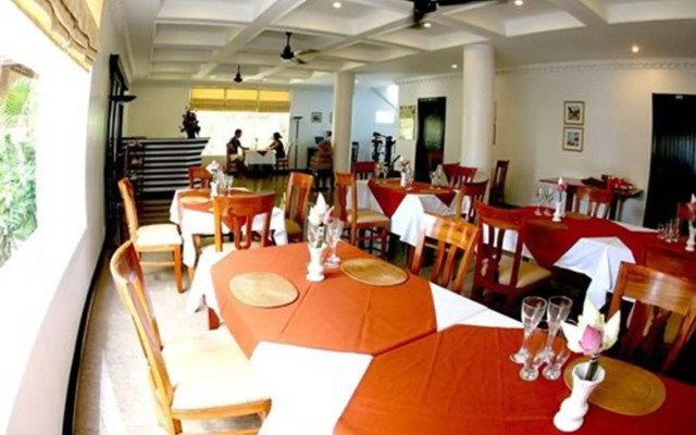 Mom's Guesthouse