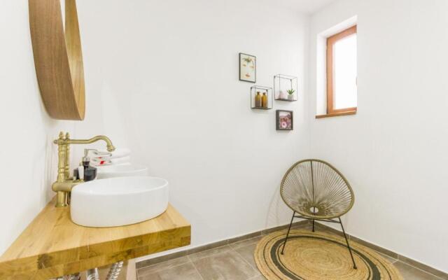 City Chic 3 Bedroom Apartment