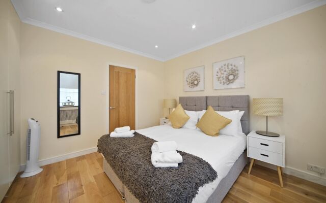 Kensington High Street Comfortable Serviced Apartment